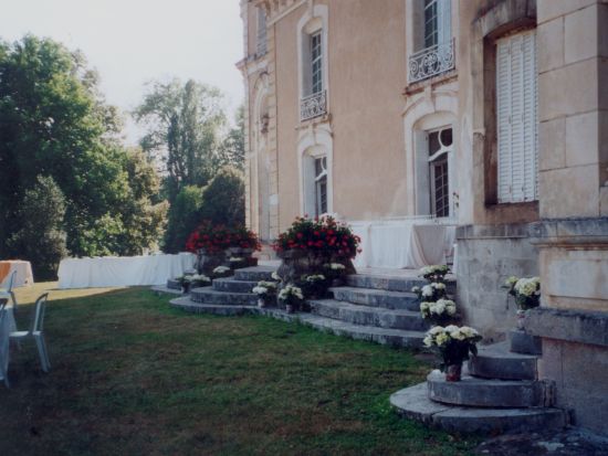 Terrasse extérieur du Château du Repaire à Vigeois en Corrèze